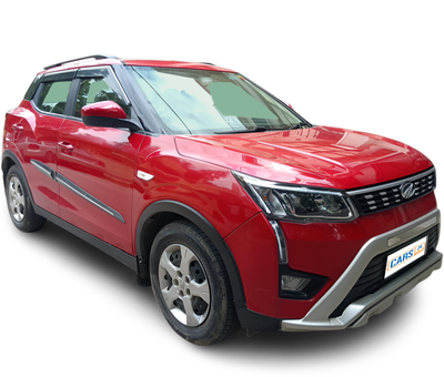 Mahindra XUV300-img
